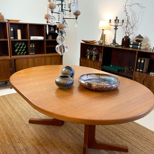 Matbord i teak 60-tal