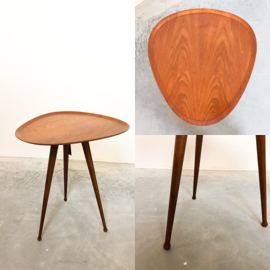 Nätt bord i teak