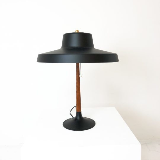Svend Aage Holm Sørensen bordslampa