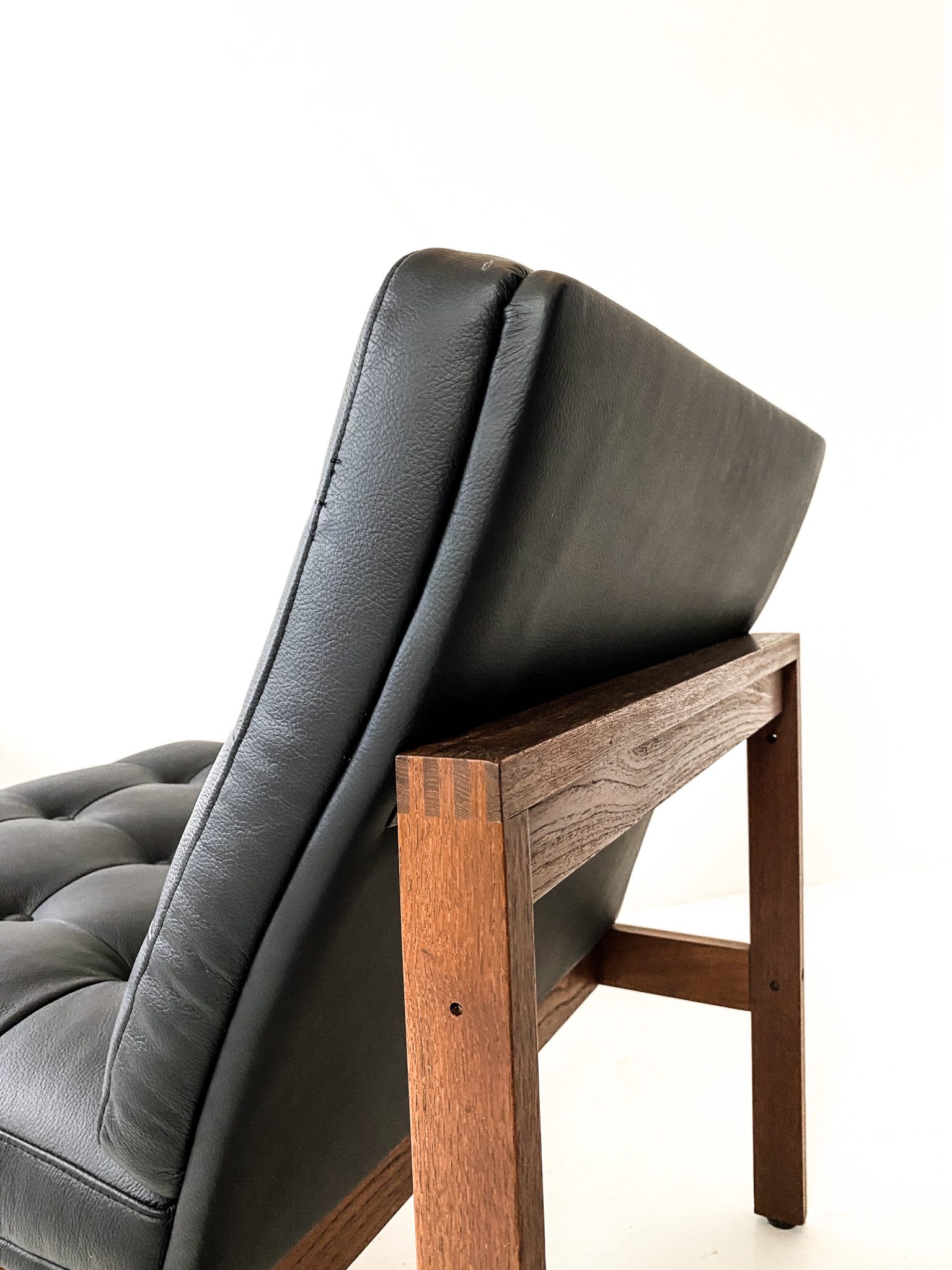 Dansk nyomklädd fåtölj • Reformfurniture