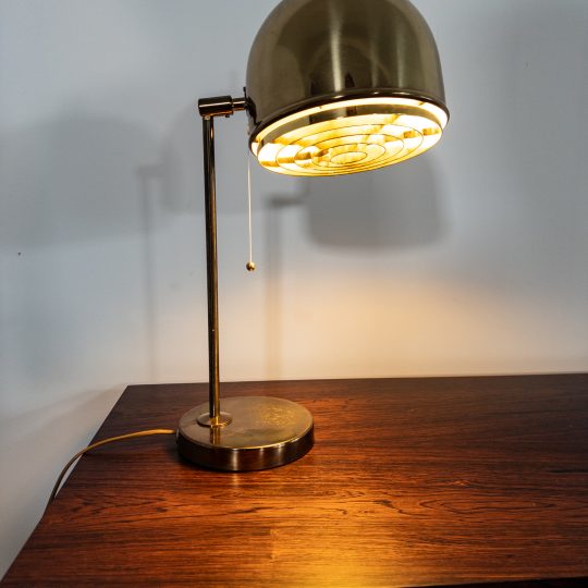 Bergbom bordslampa utav Eje Ahlgren