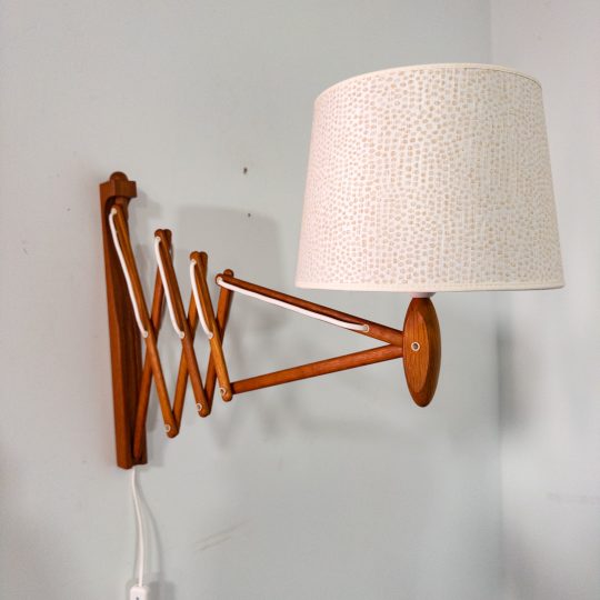 Vägglampa “Saxlampa” av Erik Hansen för Le Klint