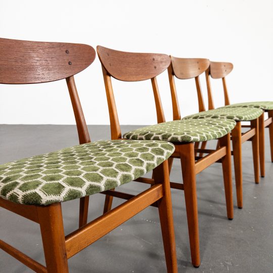 Farstrup Möbelfabrik, Danmark