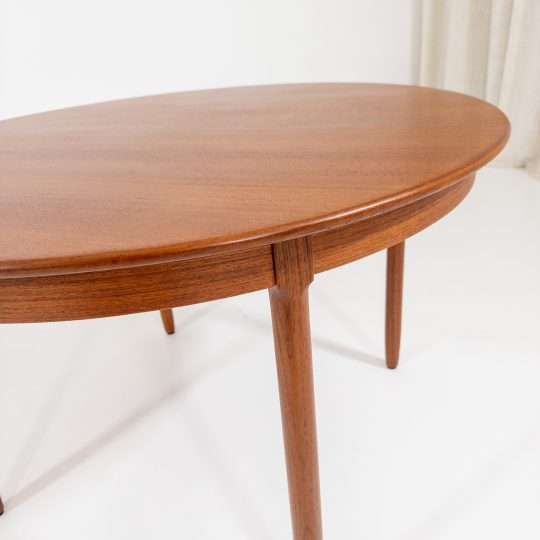 Matbord i teak, 60-tal