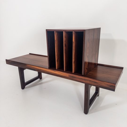 Krobo bänk av Torbjørn Afdal för Bruksbo, Norge, 1960-tal.