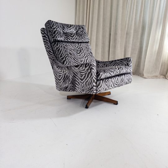 Ib Kofod-Larsen fåtölj