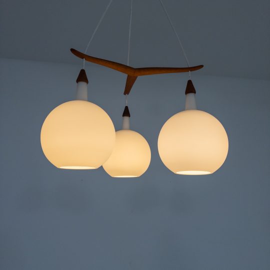 Taklampa från Luxus i Vittsjö