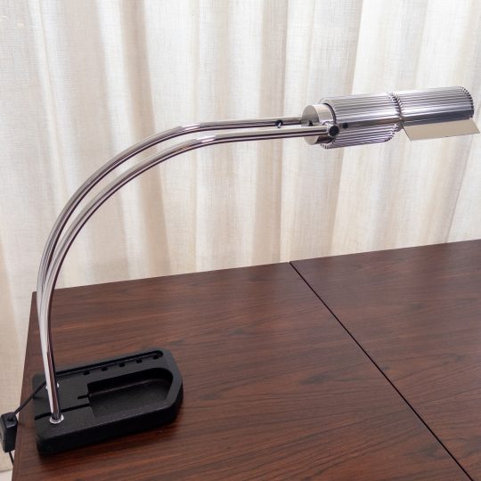 Exklusiv Schweizisk skrivbordslampa