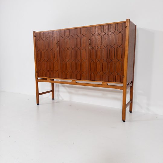 Sideboard utav David Rosén
