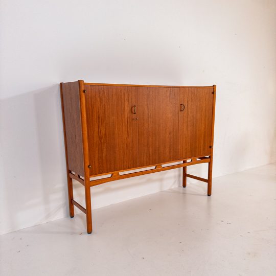 Sideboard utav David Rosén