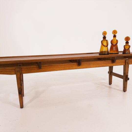 Bänk / sideboard i furu – 1970-tal