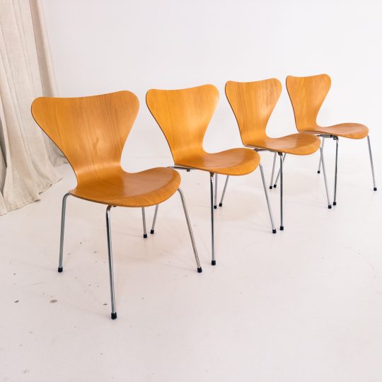 Sjuan – Arne Jacobsen för Fritz Hansen