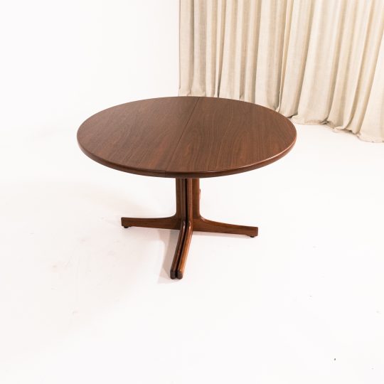 Karl-Erik Ekselius – Utdragbart matbord i teak, 1960-tal